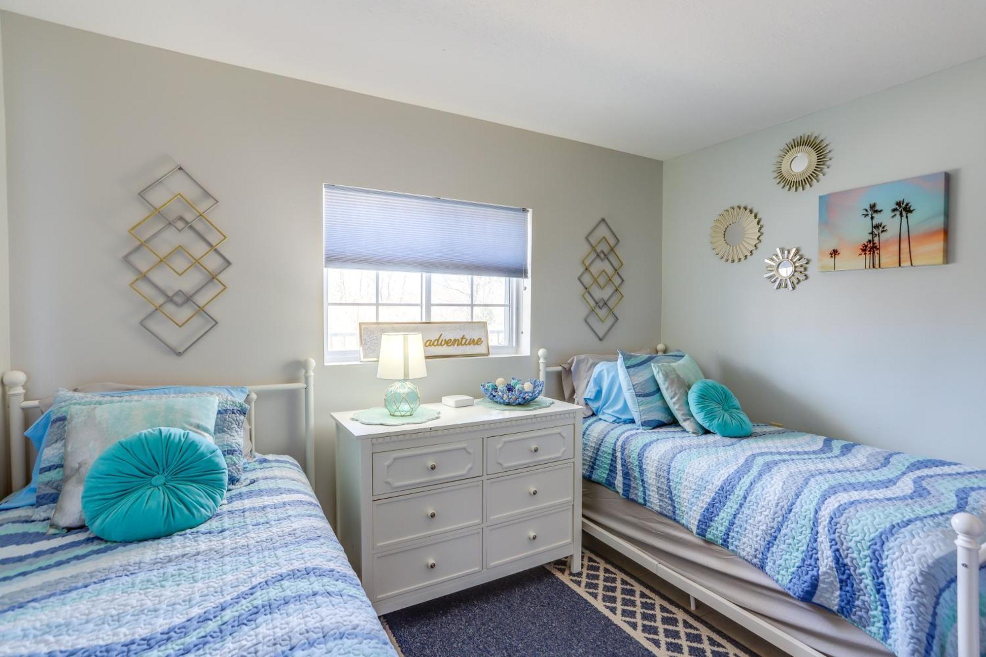Cozy Lakefront Middle Bass Retreat With Balcony Put-in-Bay Eksteriør bilde