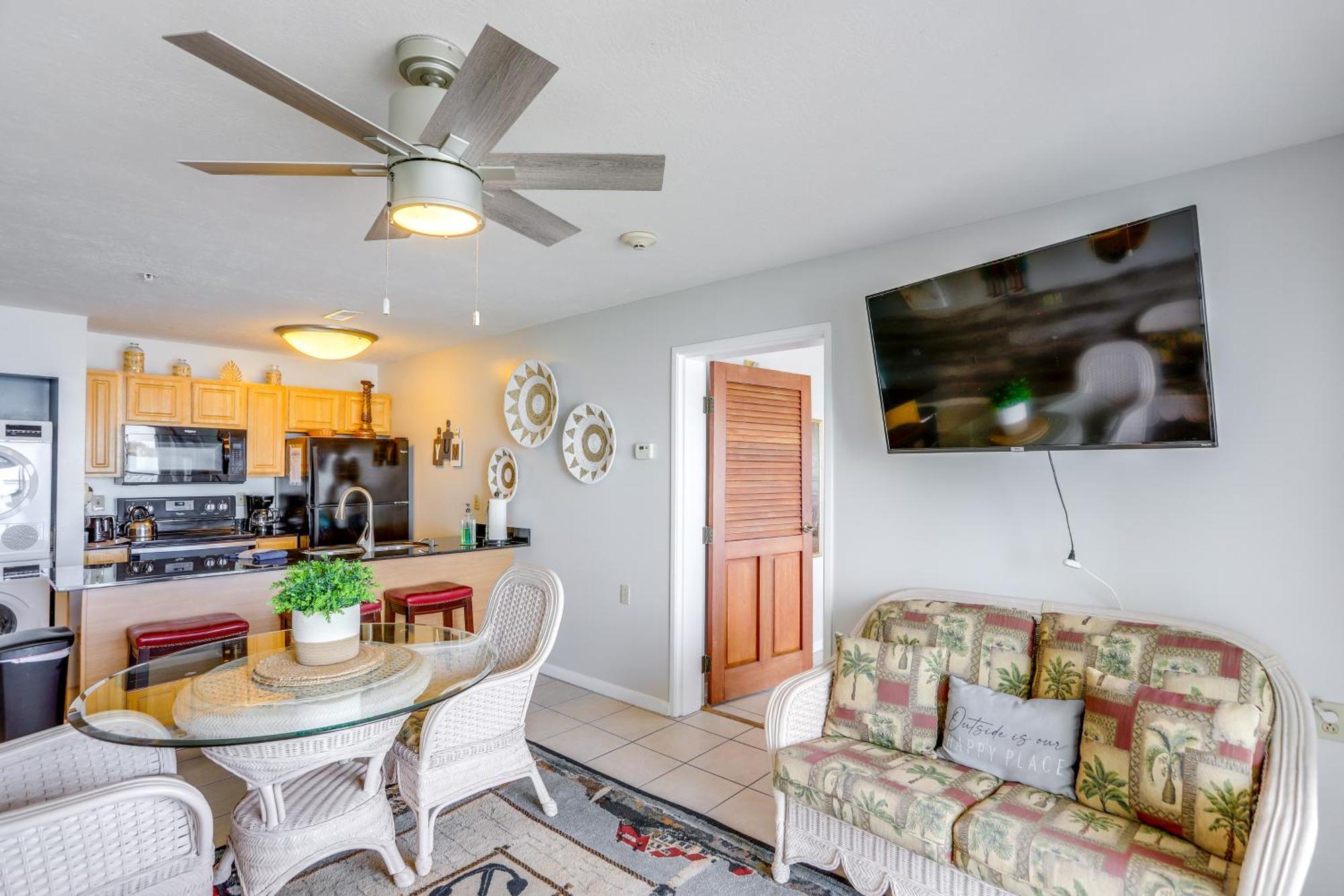 Cozy Lakefront Middle Bass Retreat With Balcony Put-in-Bay Eksteriør bilde